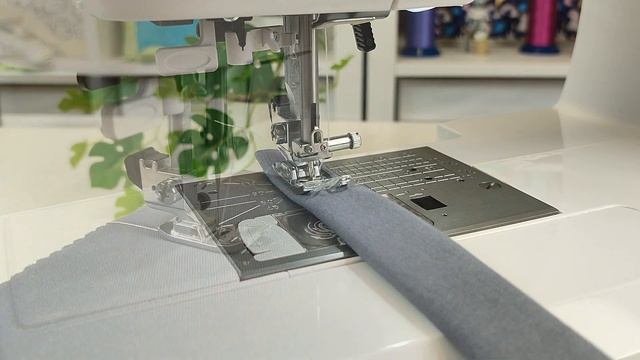 Для чего нужна чёрная кнопка на универсальной лапке смотреть онлайн