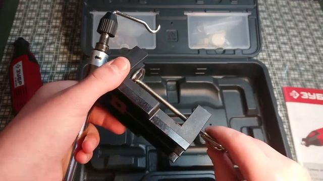 Осмотр гравера ЗУБР ЗГ-160 КН41 (38 насадок) смотреть онлайн