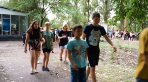 В лагерь имени Юрия Гагарина приехали на отдых 56 детей из Луганской области.