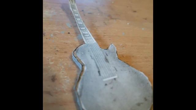сборка миниатюры гитара:GIBSON смотреть онлайн