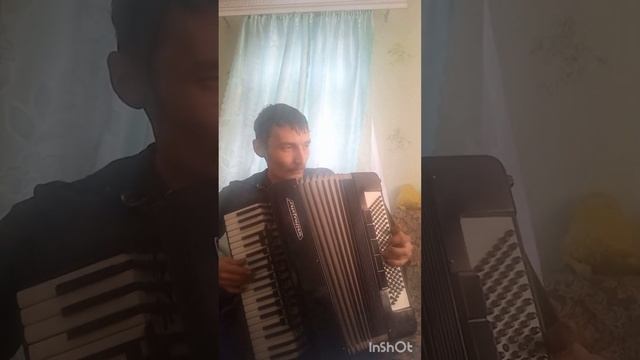 Подмосковные вечера- старинная песня на аккордеоне. смотреть онлайн