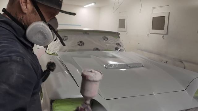 Priming the Ford Thunderbird with a high builder primer ✅ смотреть онлайн