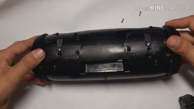 ЧТО ВНУТРИ JBL КОЛОНКИ??? смотреть онлайн