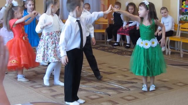 Утренник 8 марта 2016, Кировоград ДНЗ 37 смотреть онлайн