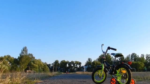 Луна ? в солнечный ?день, максимальный зум (moon and sun). смотреть онлайн