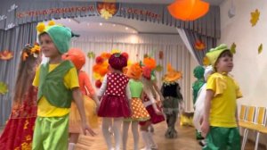 Танец " Я от тебя уплыву, убегу..."