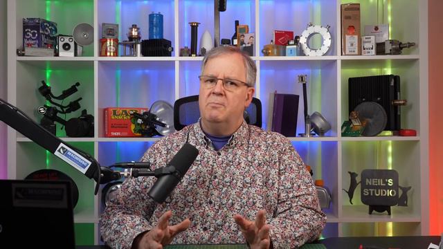 How Microwave Lenses REALLY Work! смотреть онлайн