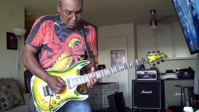 Schecter Hellraiser Passive Dragon Burst W/FR/S смотреть онлайн