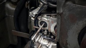 Suzuki GSF600, причина течи сальника штока сцепления.
