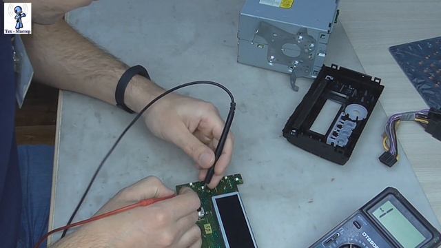 Автомагнитола JVC - не включается, не работают кнопки смотреть онлайн
