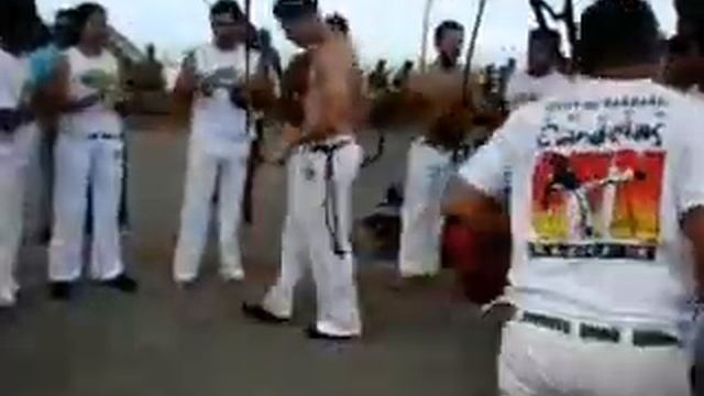 abada capoeira e axe capoeira corda marrom peruca смотреть онлайн