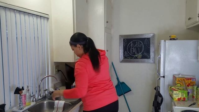 ALL DAY CLEAN WITH ME | DEEP CLEANING MY APARTMENT | MESSY APARTMENT CLEANING MOTIVATION смотреть онлайн