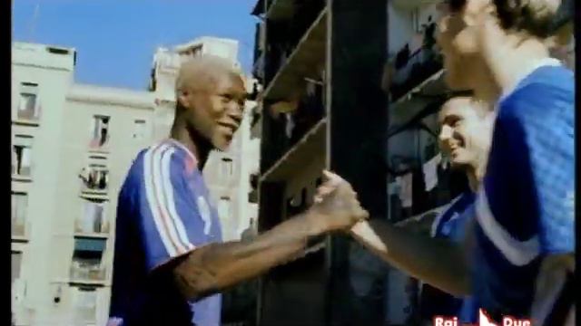 Adidas Comercial - Platini Beckenbauer Riquelme Defoe Zidane Robben Kaka Ballack Kahn Lampard смотреть онлайн