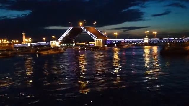 Развод дворцового моста. г. Санкт-Петербург смотреть онлайн