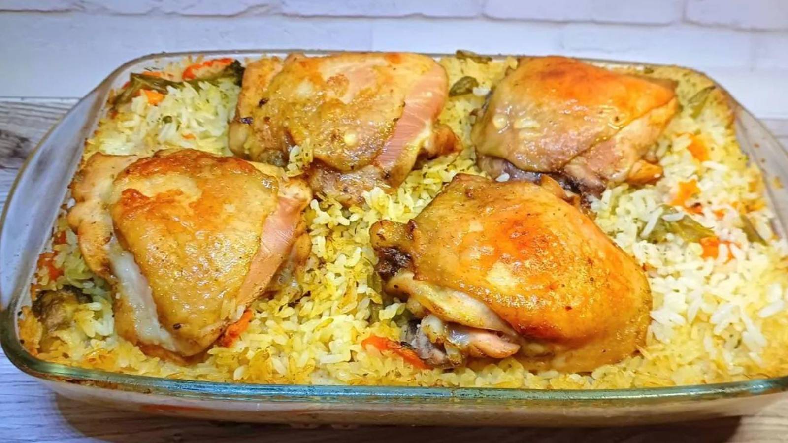 Как же ЭТО ВКУСНО И ПРОСТО! РИС с КУРИЦЕЙ в духовке Это самый вкусный РИС, который я когда-либо ела! смотреть онлайн