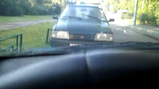 выезд с параллельной парковки 2 смотреть онлайн