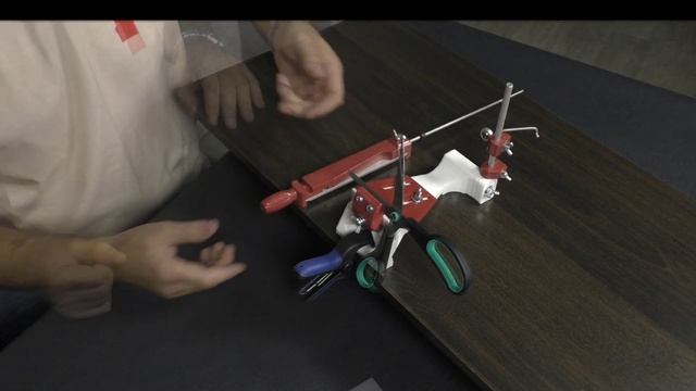 Держатель для заточки ножниц на точилке ЖУК смотреть онлайн