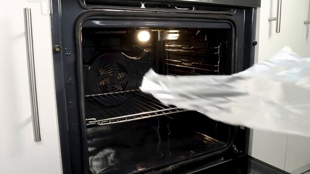 ASMR - Rusty Heart Waffle Maker Restoration - With Darth Vader.mp4 смотреть онлайн
