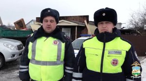 В Башкортостане автоинспекторы предотвратили распространение пожара с гаража на жилой дом