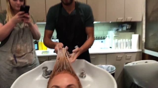 Исправление ужасно окрашенных волос! Как красные волосы окрашиваются. смотреть онлайн