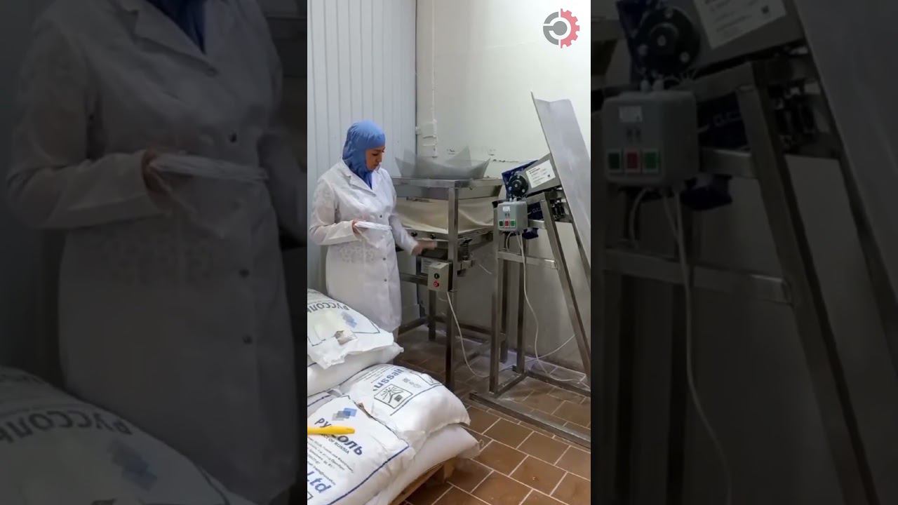 Честный отзыв от “Омский Бекон” на вибропросеиватель ЯР и мешкоопрокидыватель автоматический МР смотреть онлайн