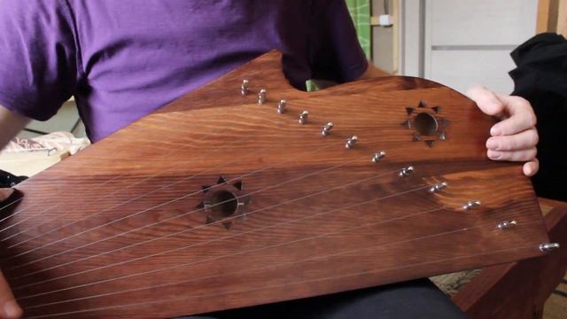 Гусли крыловидные д. Мехово. Электроакустические. Наигрыши Сормач и Во саду ли в огороде. Gusli. смотреть онлайн