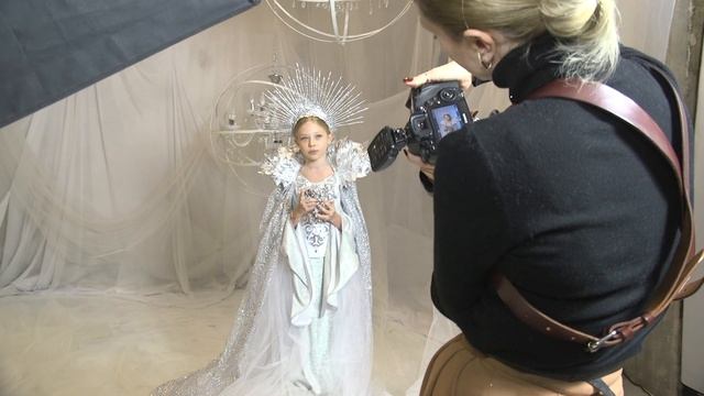 PHOTO STAR "СНЕЖНАЯ КОРОЛЕВА" смотреть онлайн