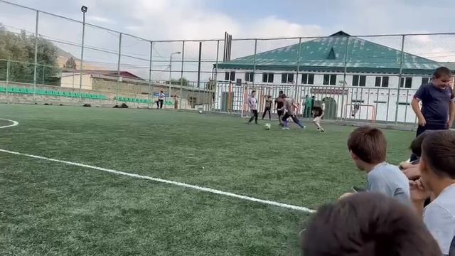 детская футбольная тренировка, Ботлих смотреть онлайн
