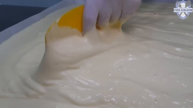 반갑습니다! 오픈한지 10개월된 대왕 카스테라전문점 (생크림 폭탄 대만카스테라) / Cream Bomb! Giant Castella