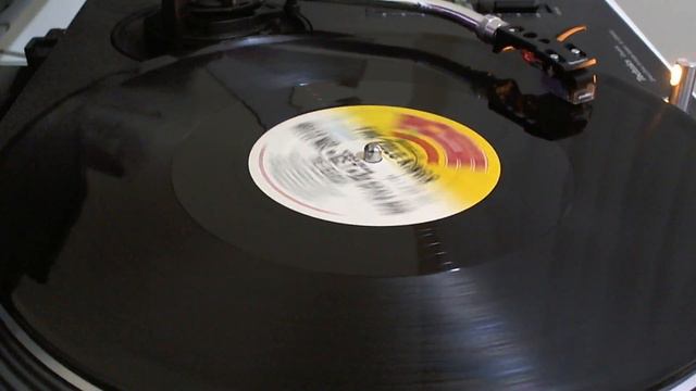 Afrika & The Zulu Kings – The Beach (Long Vocal Version) смотреть онлайн