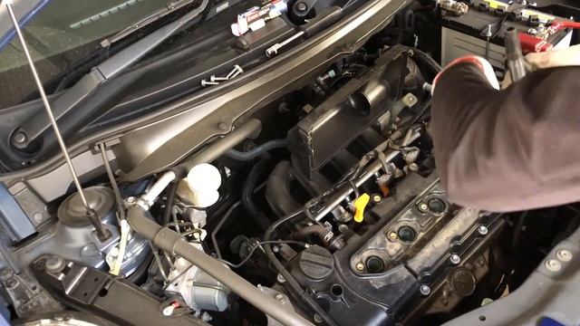 Как поменять свечи Suzuki Swift смотреть онлайн