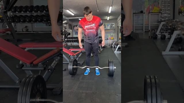 Экстремальный подъём на бицепс ) P.S Не повторять!