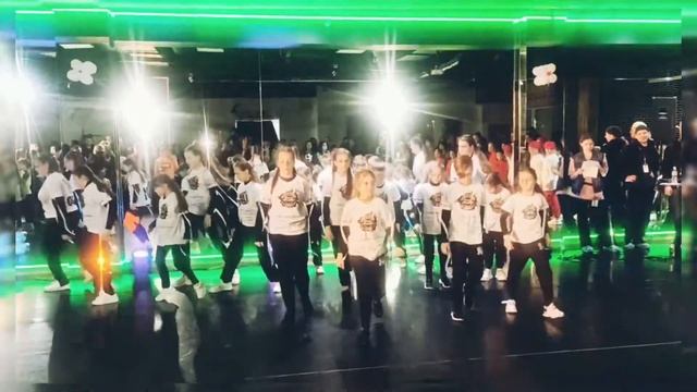 Street Dance choreo Ayy macarena смотреть онлайн