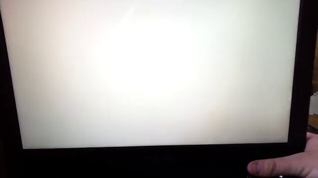 ASUS laptop white screen смотреть онлайн
