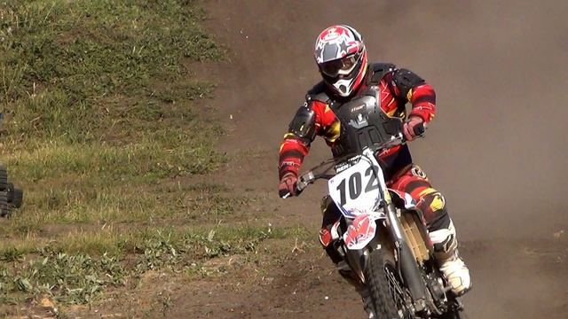 Мото 250 кубов.Наших удержал Зубарев№167 на наших горках смотреть онлайн