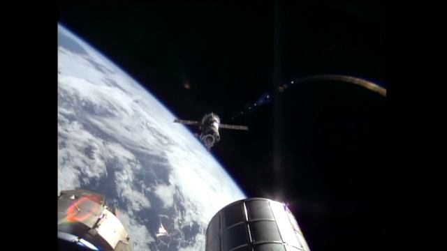 Welcome Back, Expedition 35! смотреть онлайн