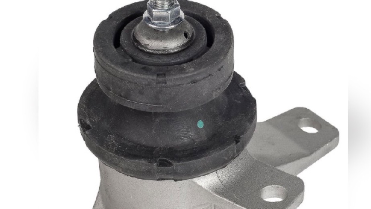 Mitsubishi. Поменяли подушки двигателя и при этом неплохо сэкономили смотреть онлайн