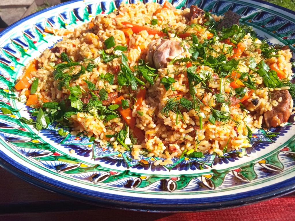 ПРАЗДНИЧНЫЙ ПЛОВ  ПЛОВ С ТЕЛЯТИНОЙ И СУХОФРУКТАМИ