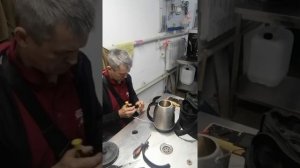 Ремонт чайника. Не отключается кнопка при закипании.