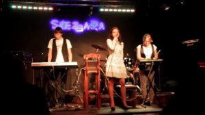 ДвумяСловами - Босиком по мостовой (shezgara 04.12.2013)