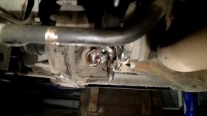 Лада Приора(LadaPriora) Замена масла в КП, замена сальника кулисы, замена карданчика кулисы,