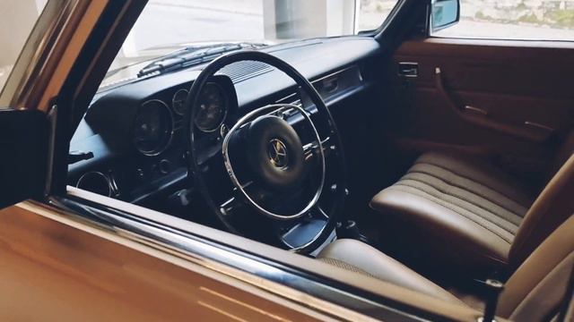 Mercedes /8 240d RSD Wöchtl Classic Cars смотреть онлайн