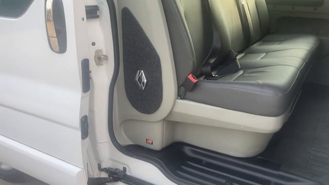 RENAULT TRAFIC 2011 CAR-WIL CUSTOM смотреть онлайн