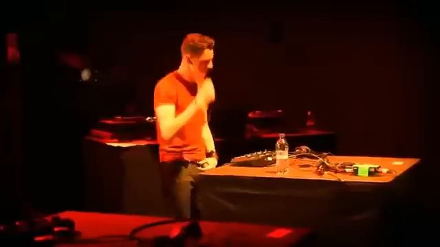 SARO - Loopstation Beatbox смотреть онлайн