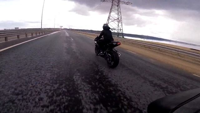 Suzuki GSX-R 600 смотреть онлайн