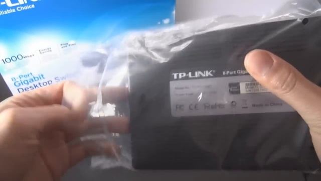 TP LINK 8-Port Gigabit Desktop Switch [Unboxing & Installation] смотреть онлайн
