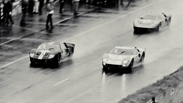 North American International Auto Racing Show, Detroit - /SHAKEDOWN смотреть онлайн
