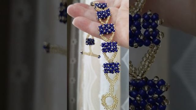 Двухсторонний бисерный браслетик#браслет #бисероплетение #рукоделие #синий#хобби#просто смотреть онлайн