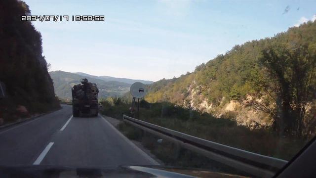 0031 Сербия Горы Река Едем за грузовиком Сентябрь 2018 г смотреть онлайн