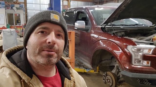 Copart Project F150 Rebuild - Part 2 - Rebuilding The Rear Axle, Wheels, and More! смотреть онлайн
